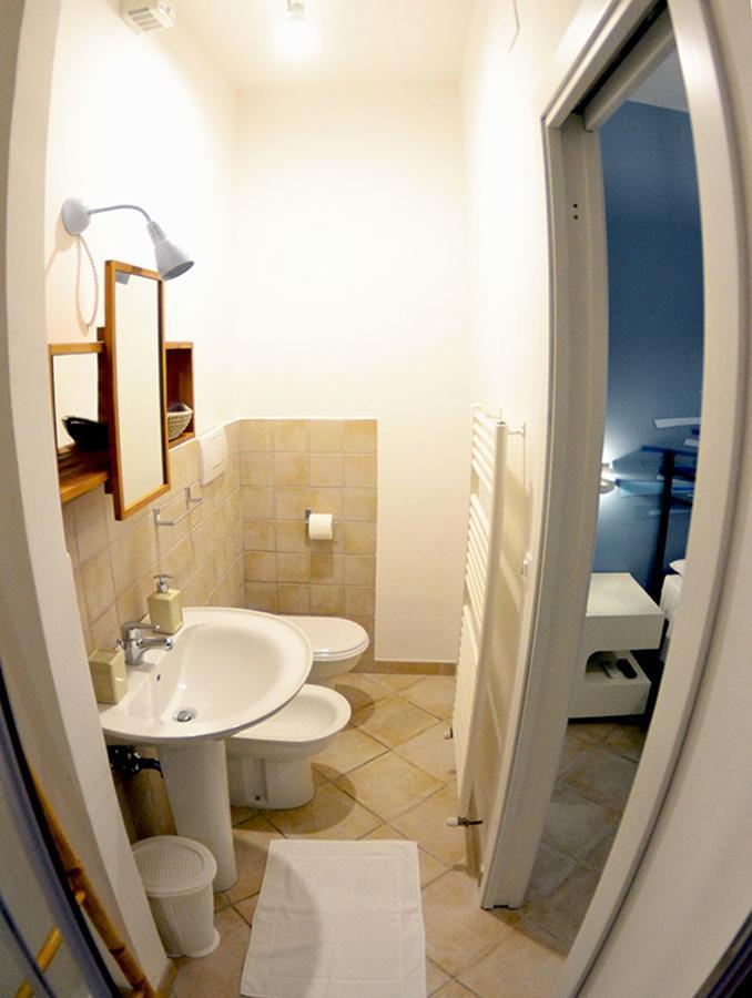 Bed & Breakfast Il Vicolo San Benedetto del Tronto Bagian luar foto