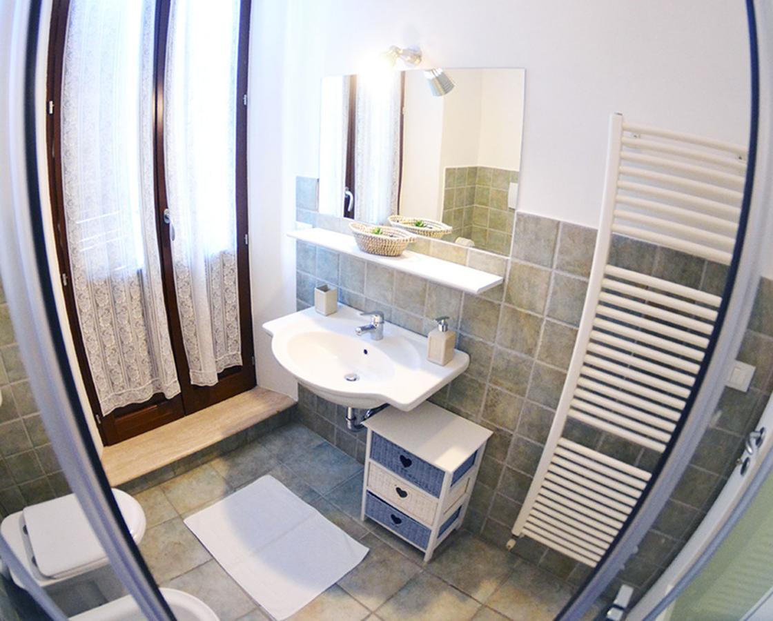 Bed & Breakfast Il Vicolo San Benedetto del Tronto Bagian luar foto