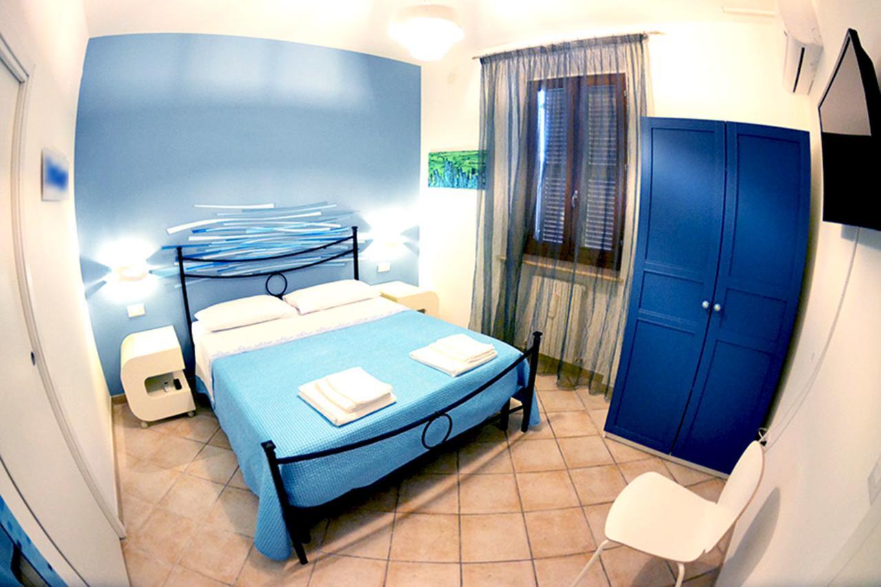 Bed & Breakfast Il Vicolo San Benedetto del Tronto Bagian luar foto
