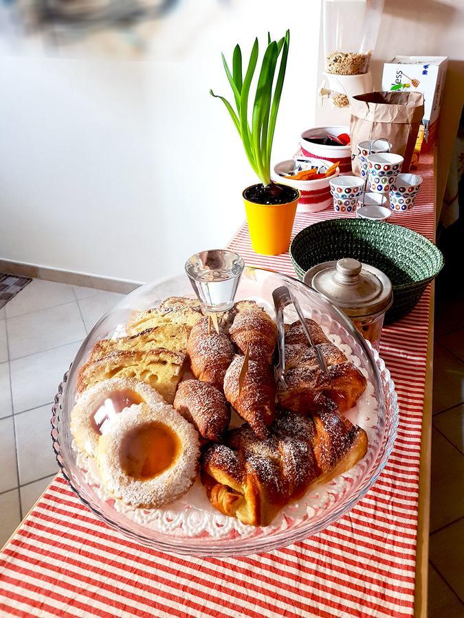 Bed & Breakfast Il Vicolo San Benedetto del Tronto Bagian luar foto
