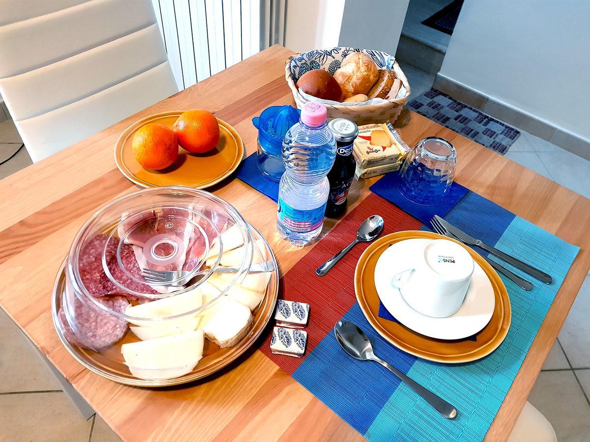 Bed & Breakfast Il Vicolo San Benedetto del Tronto Bagian luar foto