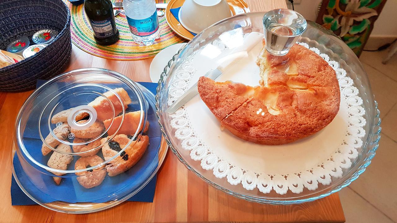 Bed & Breakfast Il Vicolo San Benedetto del Tronto Bagian luar foto
